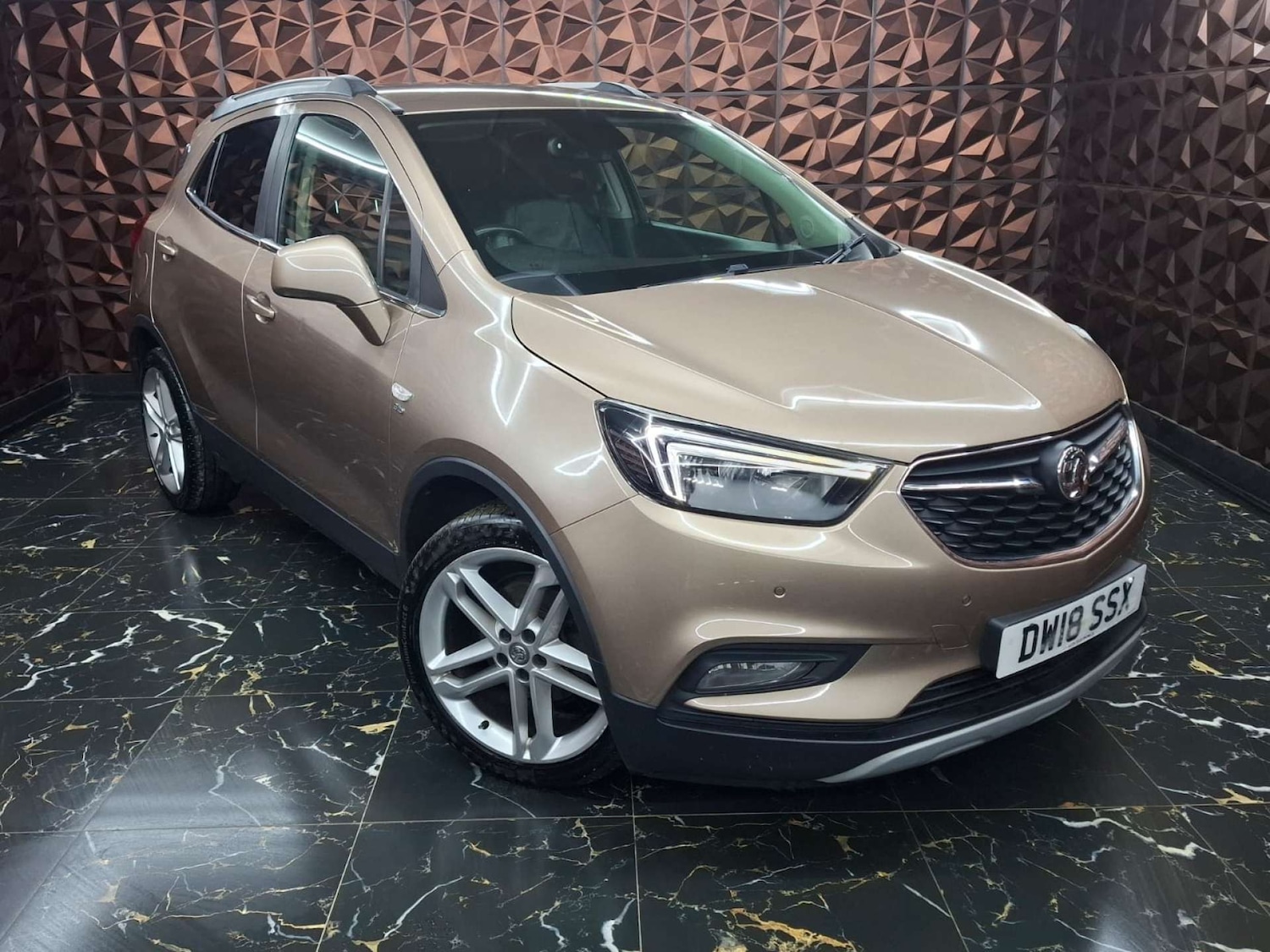 Used Vauxhall Mokka X 2018 for sale - 76921303: Photo 2