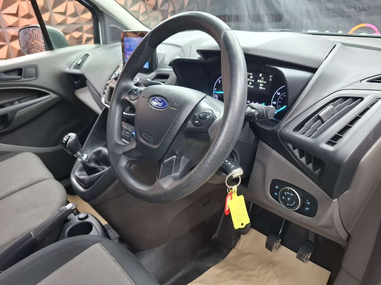 Used Ford Transit Connect 2020 for sale - 77151215: Photo 19