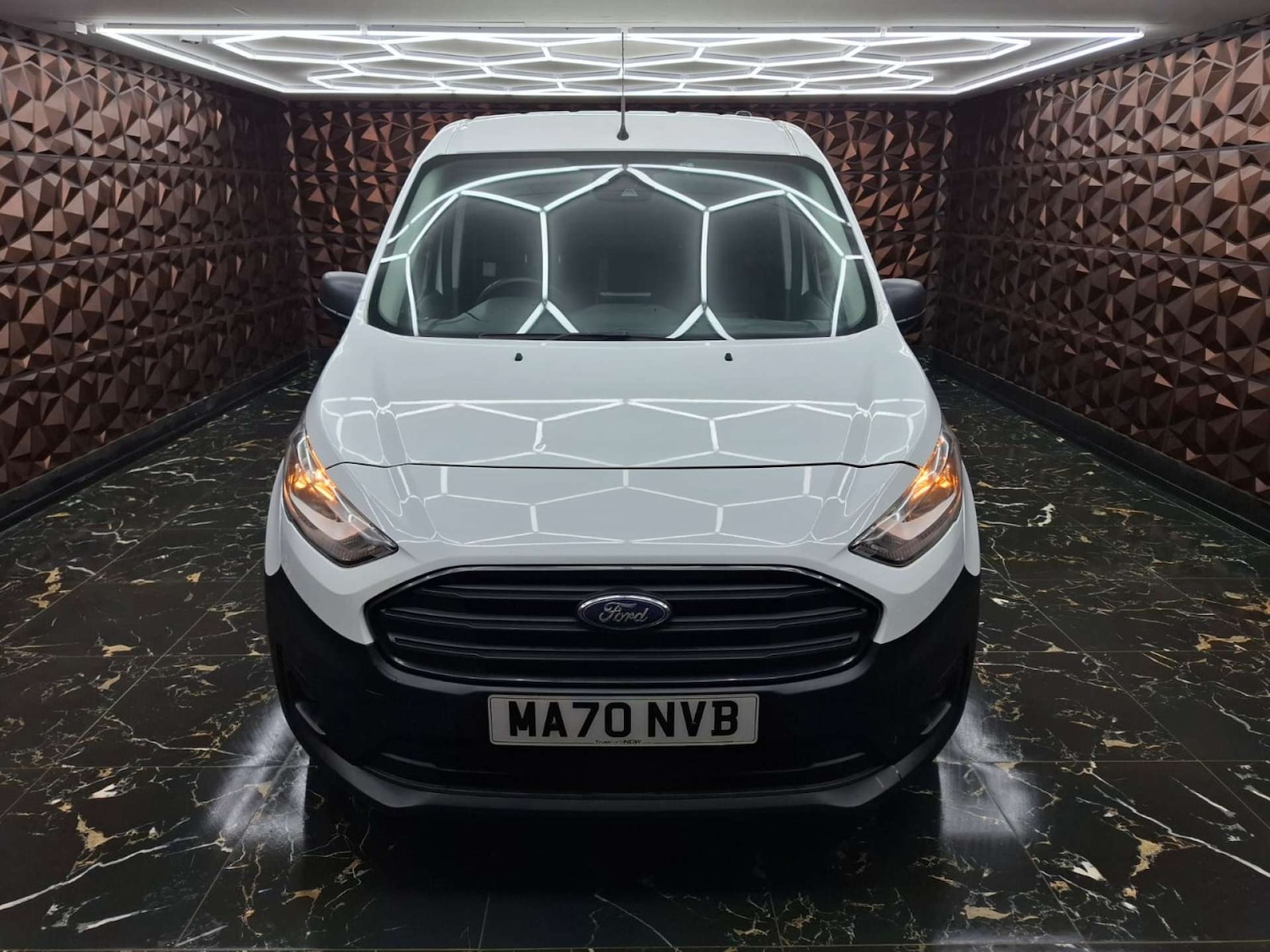 Used Ford Transit Connect 2020 for sale - 77151215: Photo 3