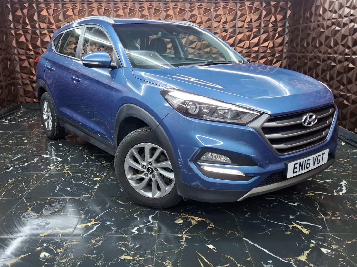 Used Hyundai TUCSON 2016 for sale - 77151131: Photo 2
