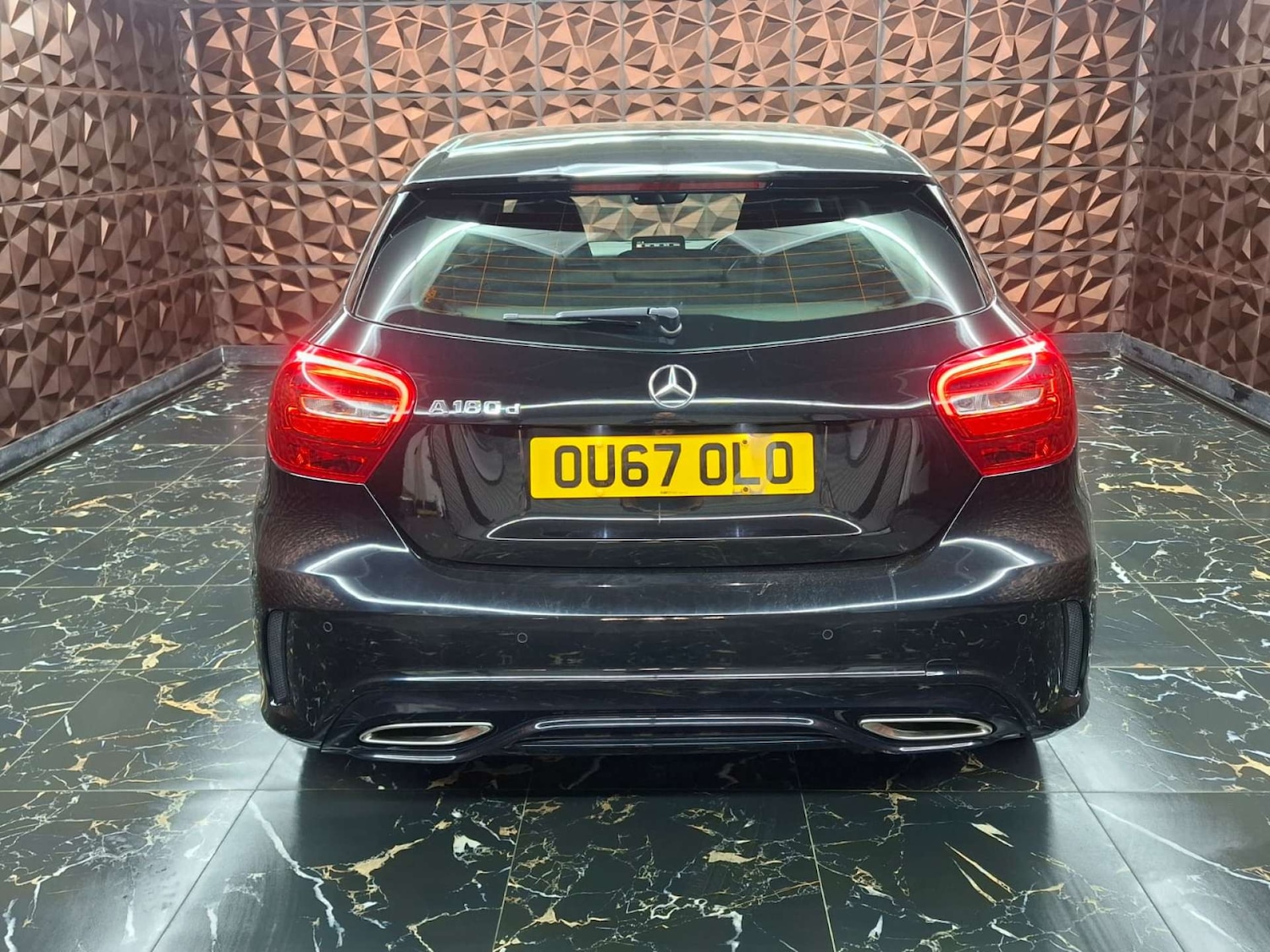 Used Mercedes-Benz A-Class 2017 for sale - 76921383: Photo 10