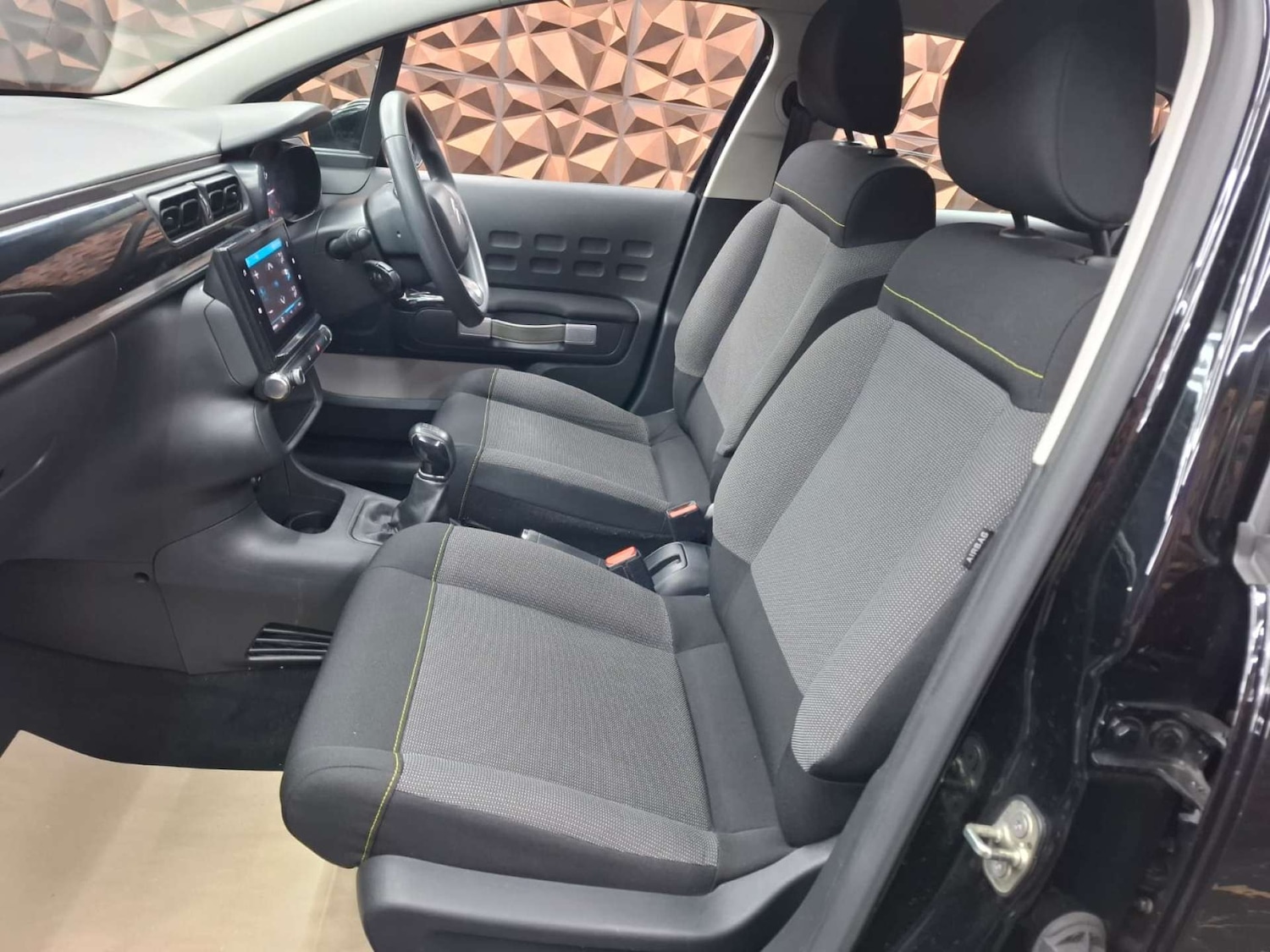 Used Citroen C3 2019 for sale - 76921319: Photo 15