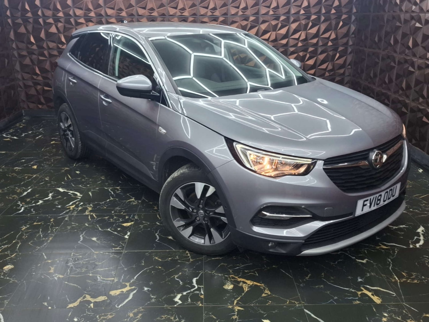 Used Vauxhall Grandland X 2018 for sale - 77151207: Photo 3