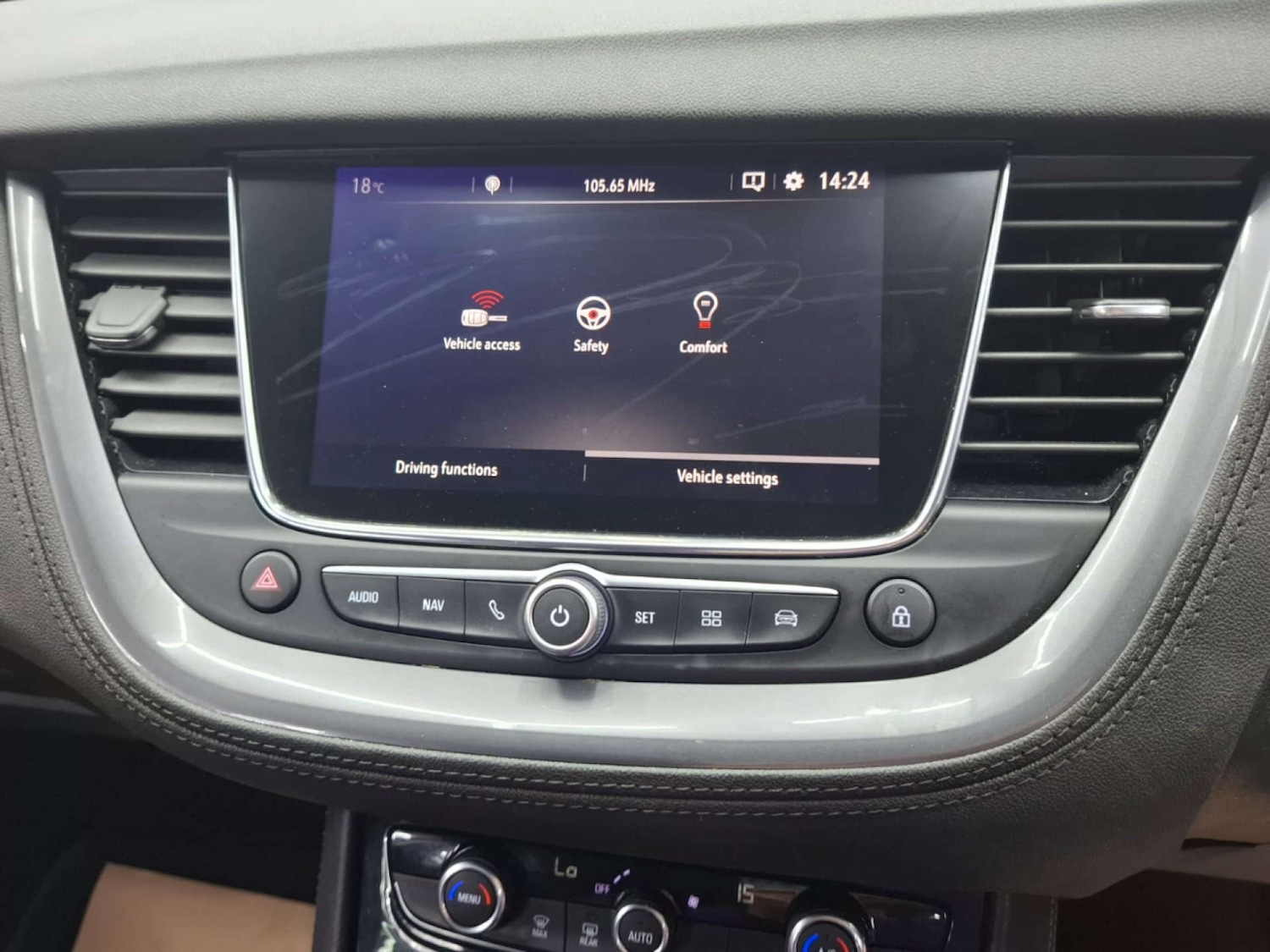 Used Vauxhall Grandland X 2018 for sale - 77151207: Photo 52