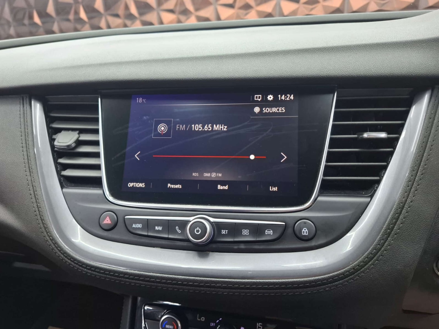 Used Vauxhall Grandland X 2018 for sale - 77151207: Photo 53