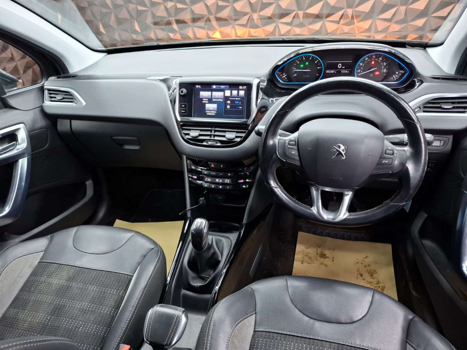 Used Peugeot 2008 2016 for sale - 77151309: Photo 26