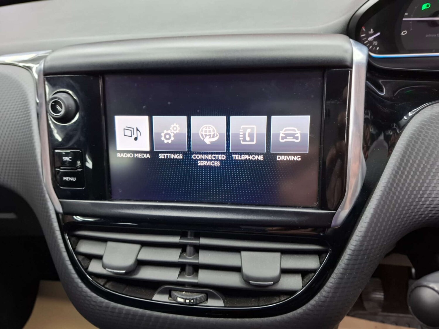 Used Peugeot 2008 2016 for sale - 77151309: Photo 40