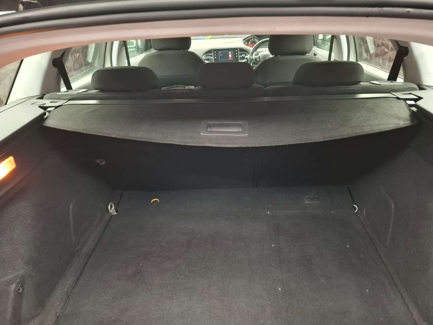 Used Peugeot 308 2018 for sale - 77151192: Photo 31