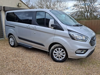 Used Ford Tourneo Custom 2019 for sale - 76921412: Photo