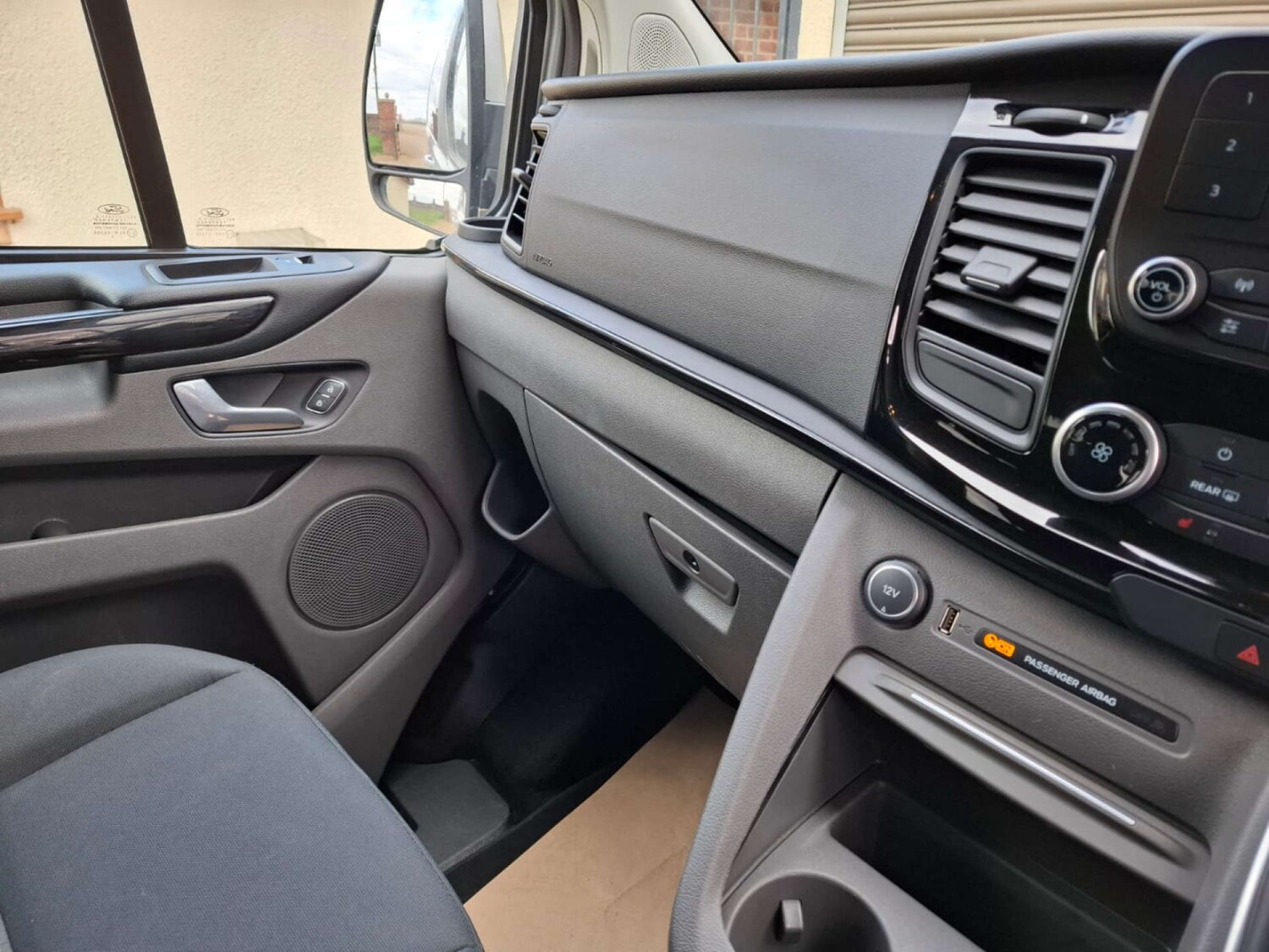 Used Ford Tourneo Custom 2019 for sale - 76921412: Photo 33
