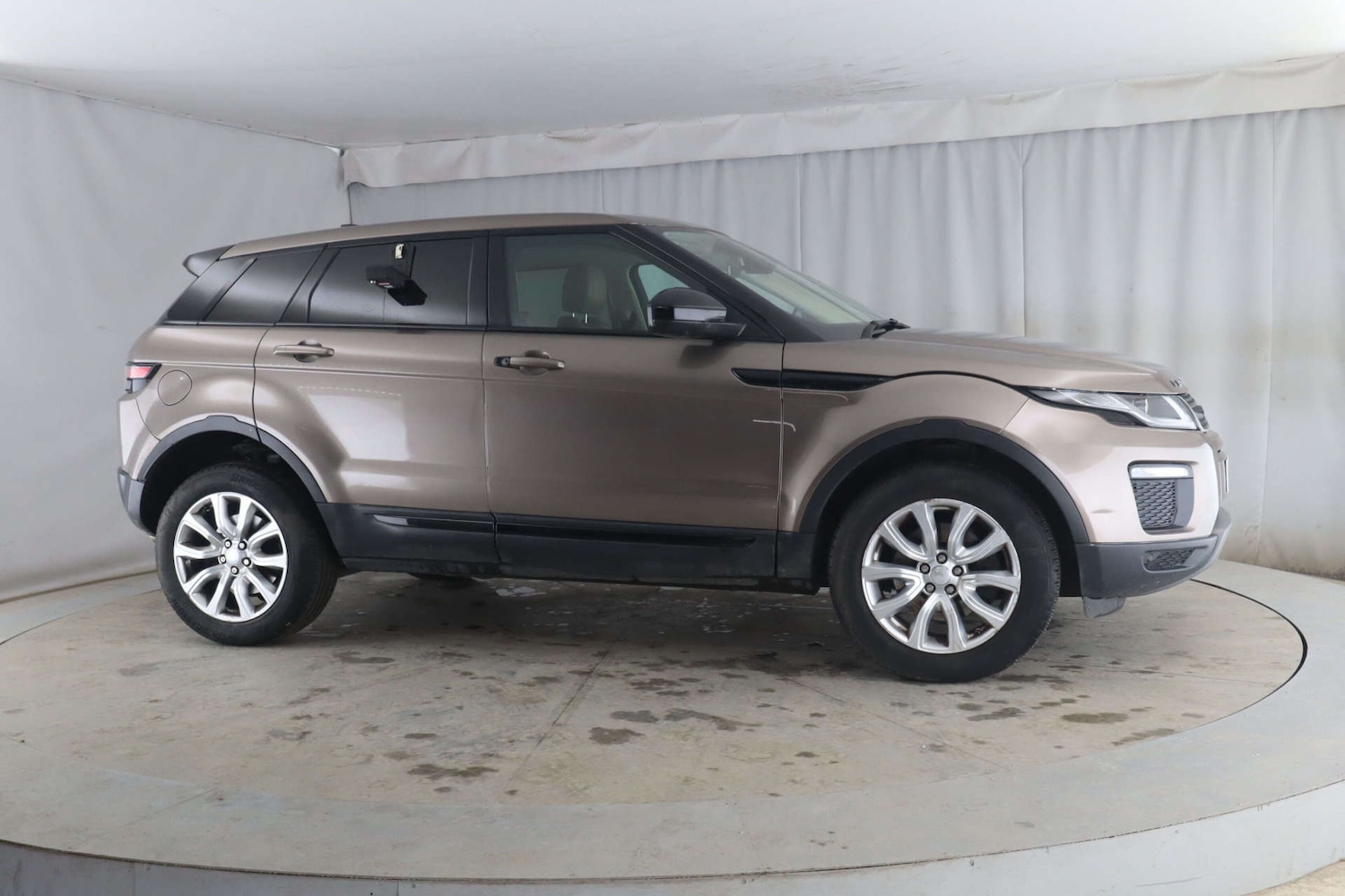 Used Land Rover Range Rover Evoque 2018 for sale - 77431939: Photo 2