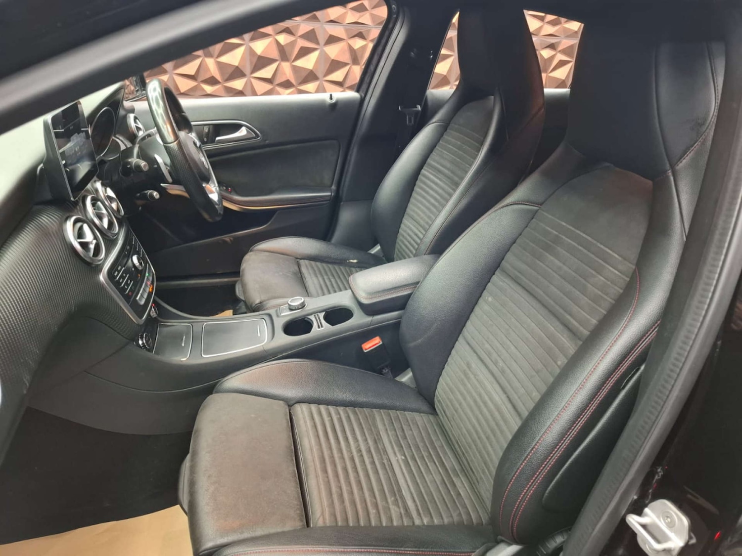 Used Mercedes-Benz A-Class 2017 for sale - 77578904: Photo 16