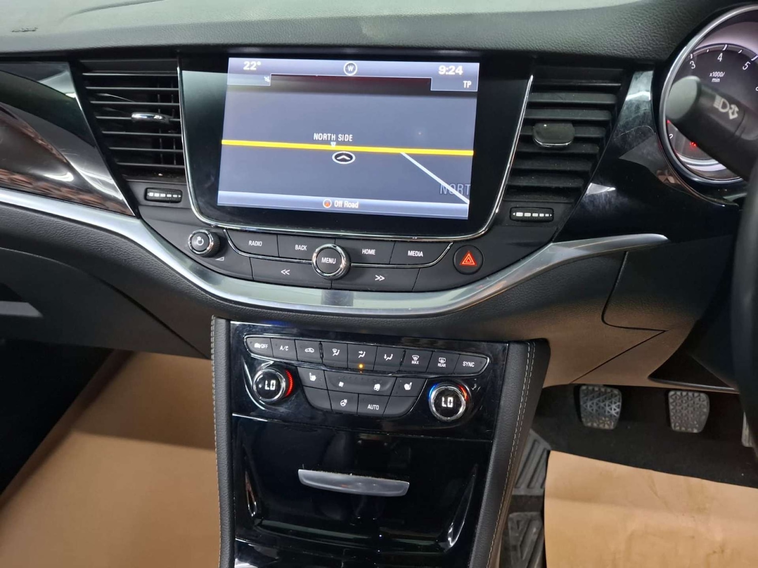 Used Vauxhall Astra 2016 for sale - 77151140: Photo 13