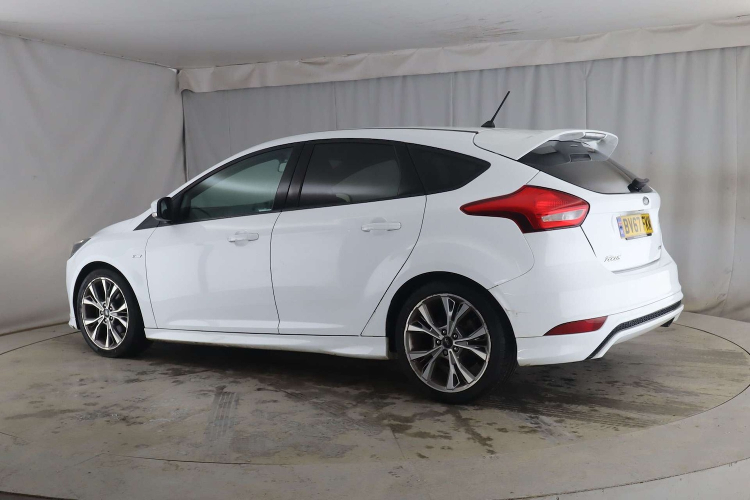Used Ford Focus 2017 for sale - 77640559: Photo 5