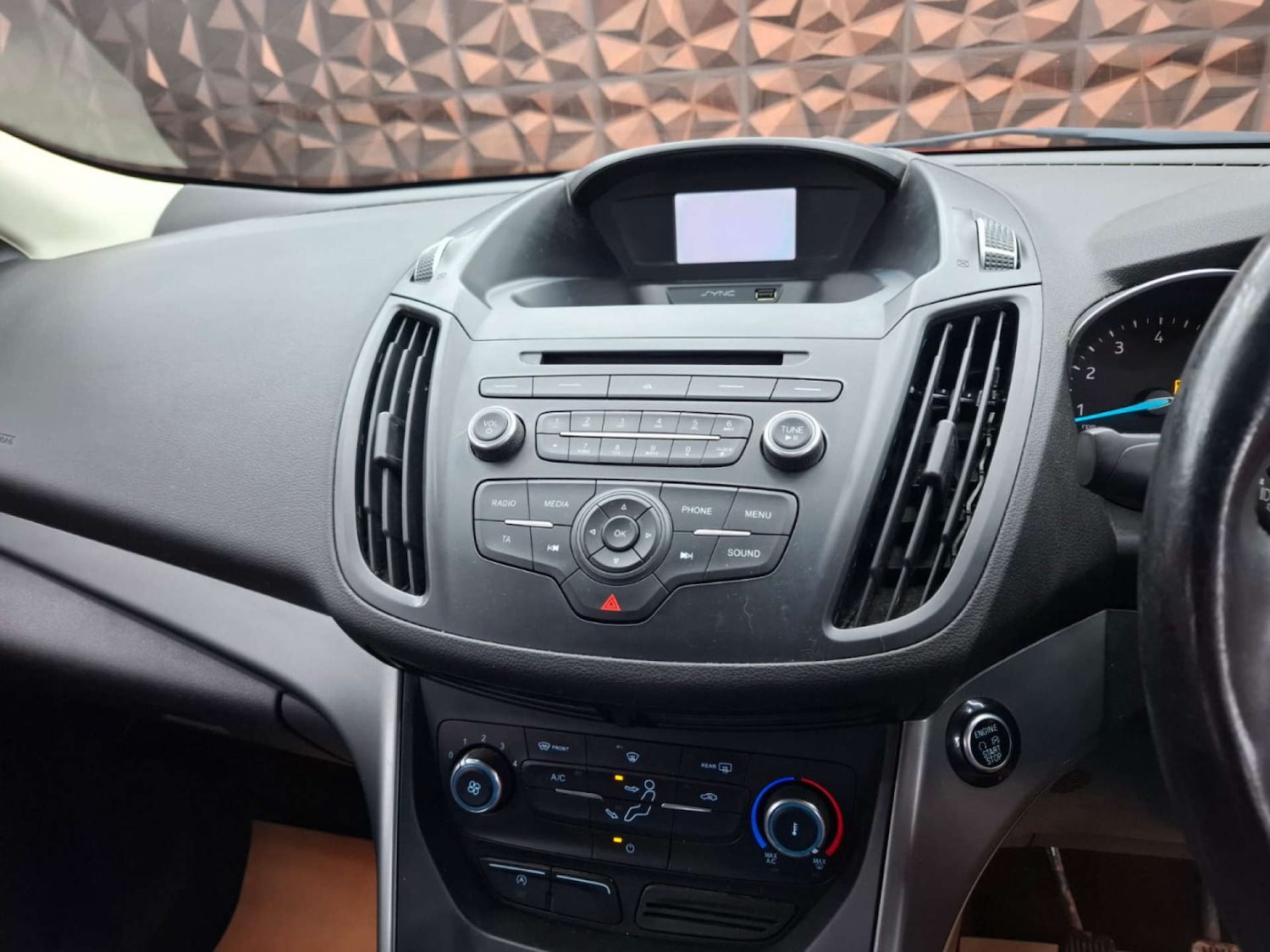 Used Ford Kuga 2017 for sale - 76921405: Photo 25