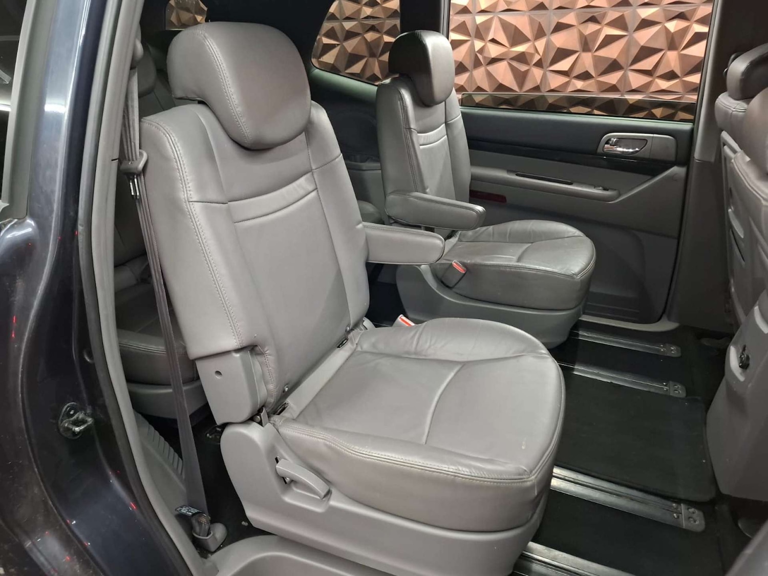 Used Ssangyong Turismo 2016 for sale - 77151126: Photo 17