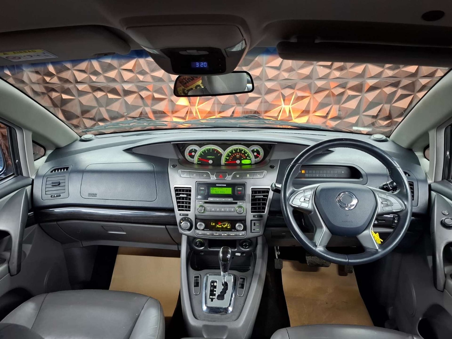 Used Ssangyong Turismo 2016 for sale - 77151126: Photo 33