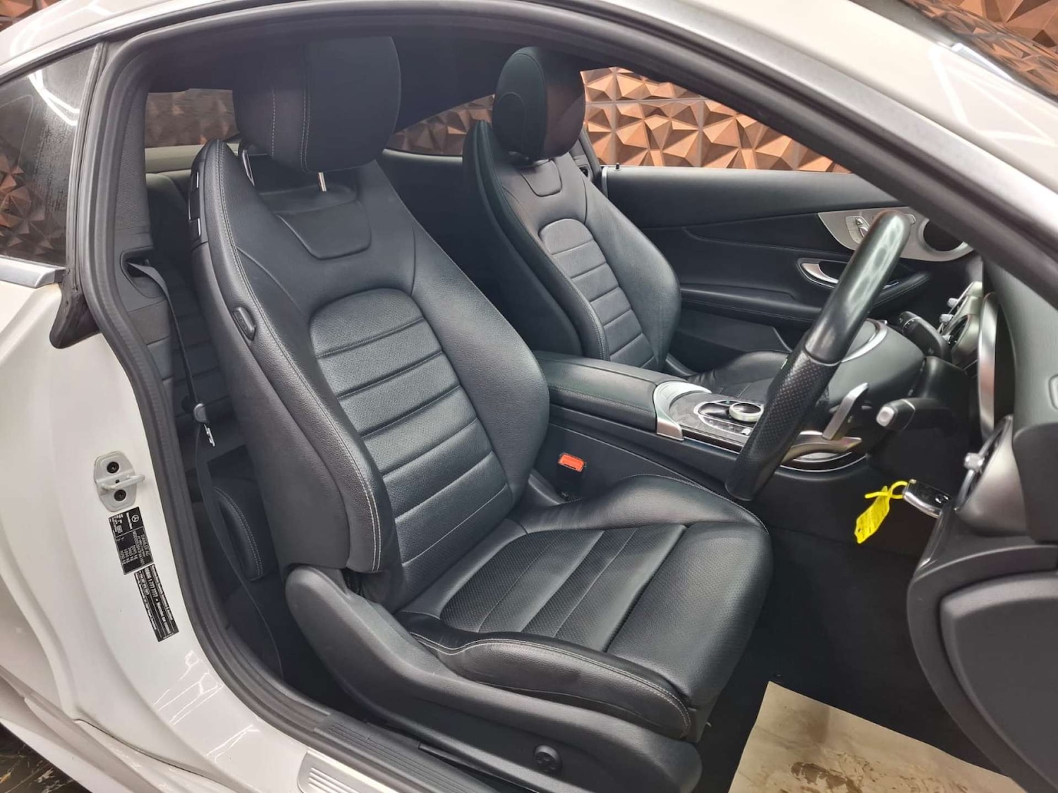 Used Mercedes-Benz C Class 2017 for sale - 77151211: Photo 6