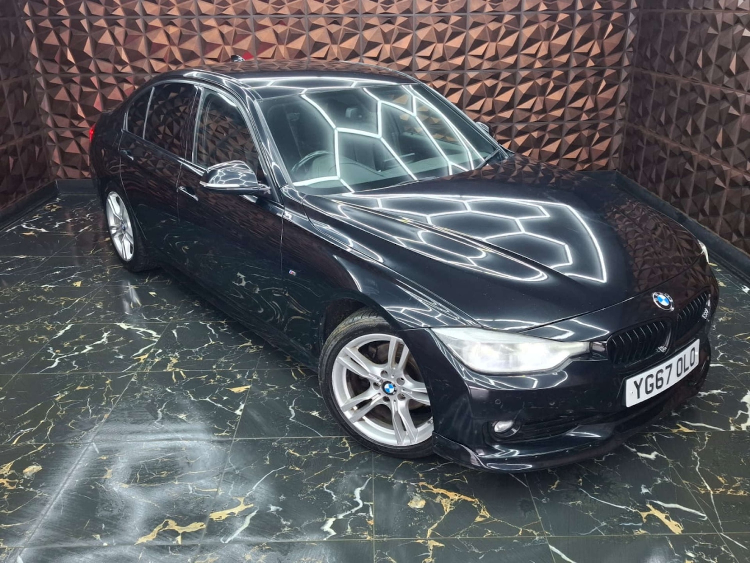 Used BMW 3 Series 2017 for sale - 76921444: Photo 2