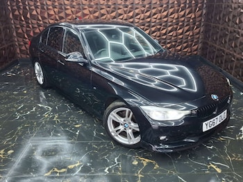 Used BMW 3 Series 2017 for sale - 76921444: Photo