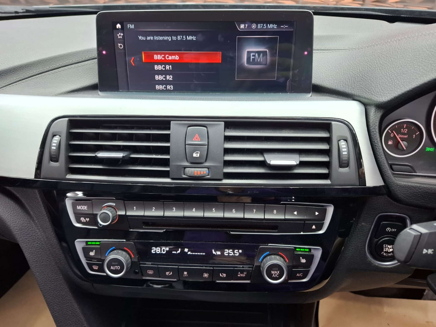 Used BMW 3 Series 2017 for sale - 76921444: Photo 32