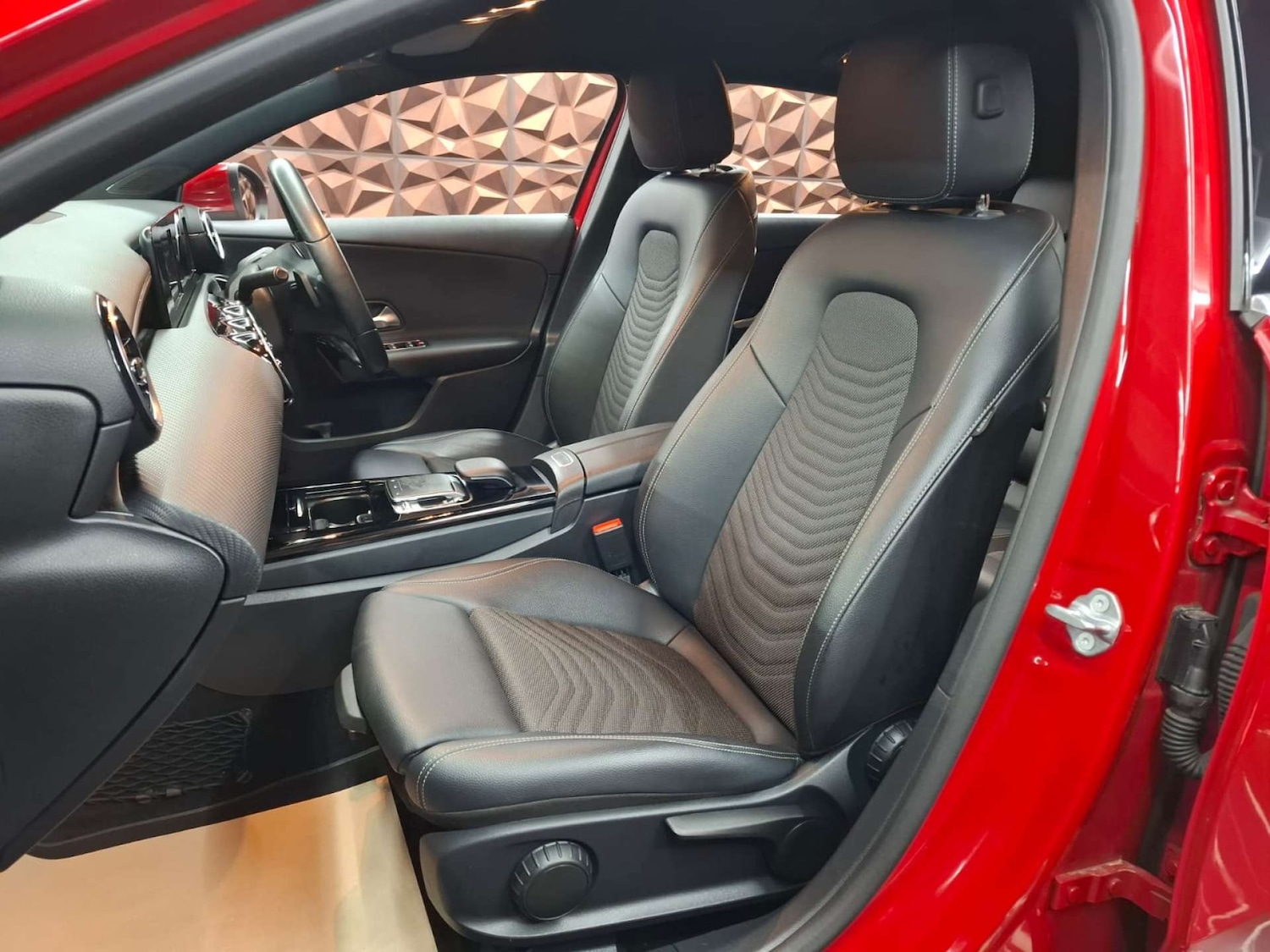 Used Mercedes-Benz A-Class 2019 for sale - 77151236: Photo 15