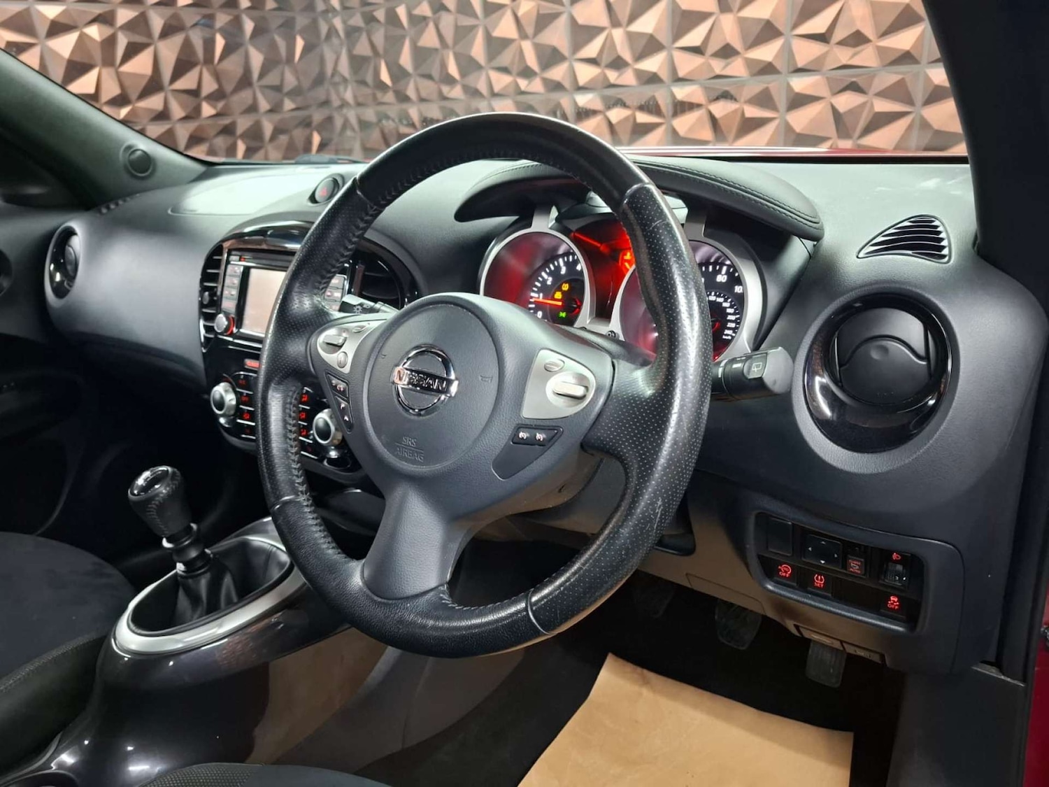 Used Nissan Juke 2016 for sale - 76921370: Photo 24