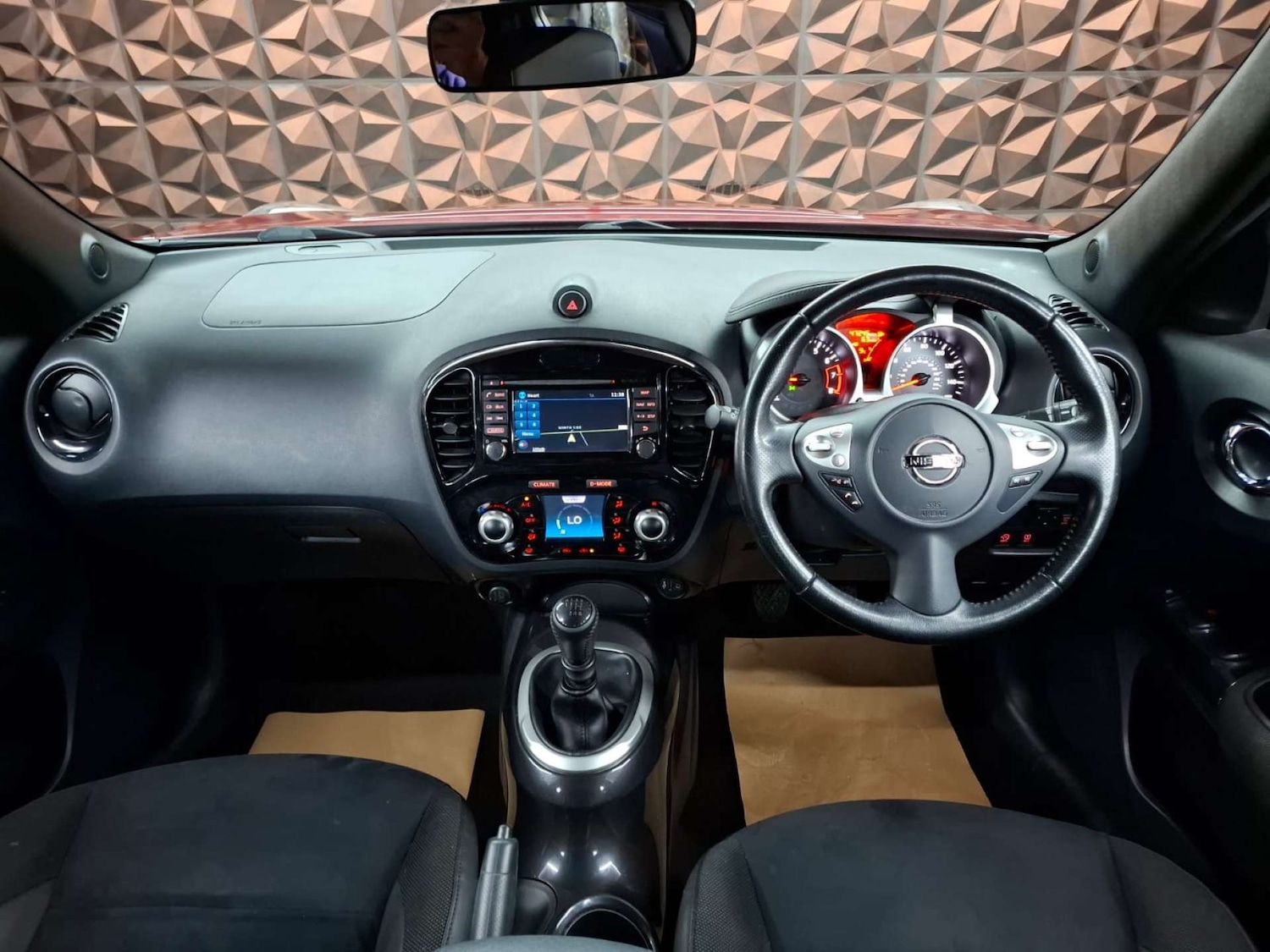 Used Nissan Juke 2016 for sale - 76921370: Photo 35