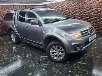 Used Mitsubishi L200 2015 for sale - 76921342: Photo