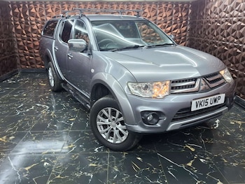 Used Mitsubishi L200 2015 for sale - 76921342: Photo