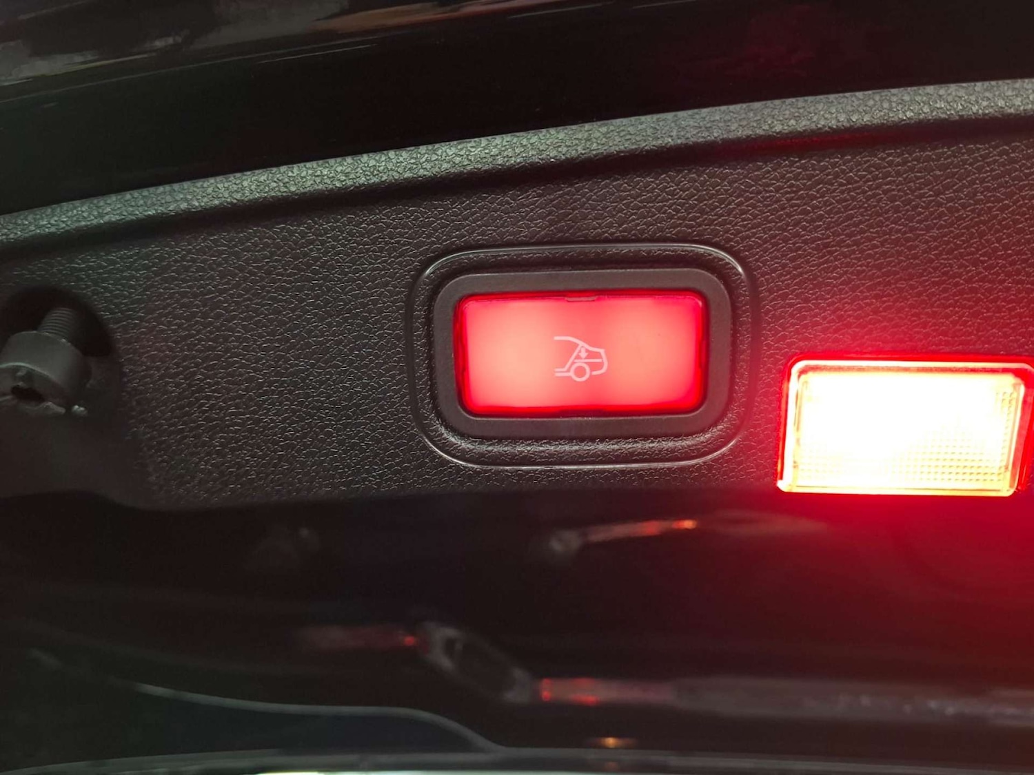 Used Mercedes-Benz C Class 2019 for sale - 77151296: Photo 11