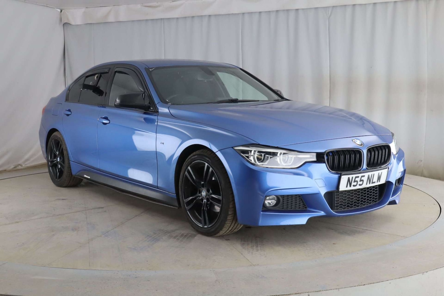 Used BMW 3 Series 2016 for sale - 77905731: Photo 1