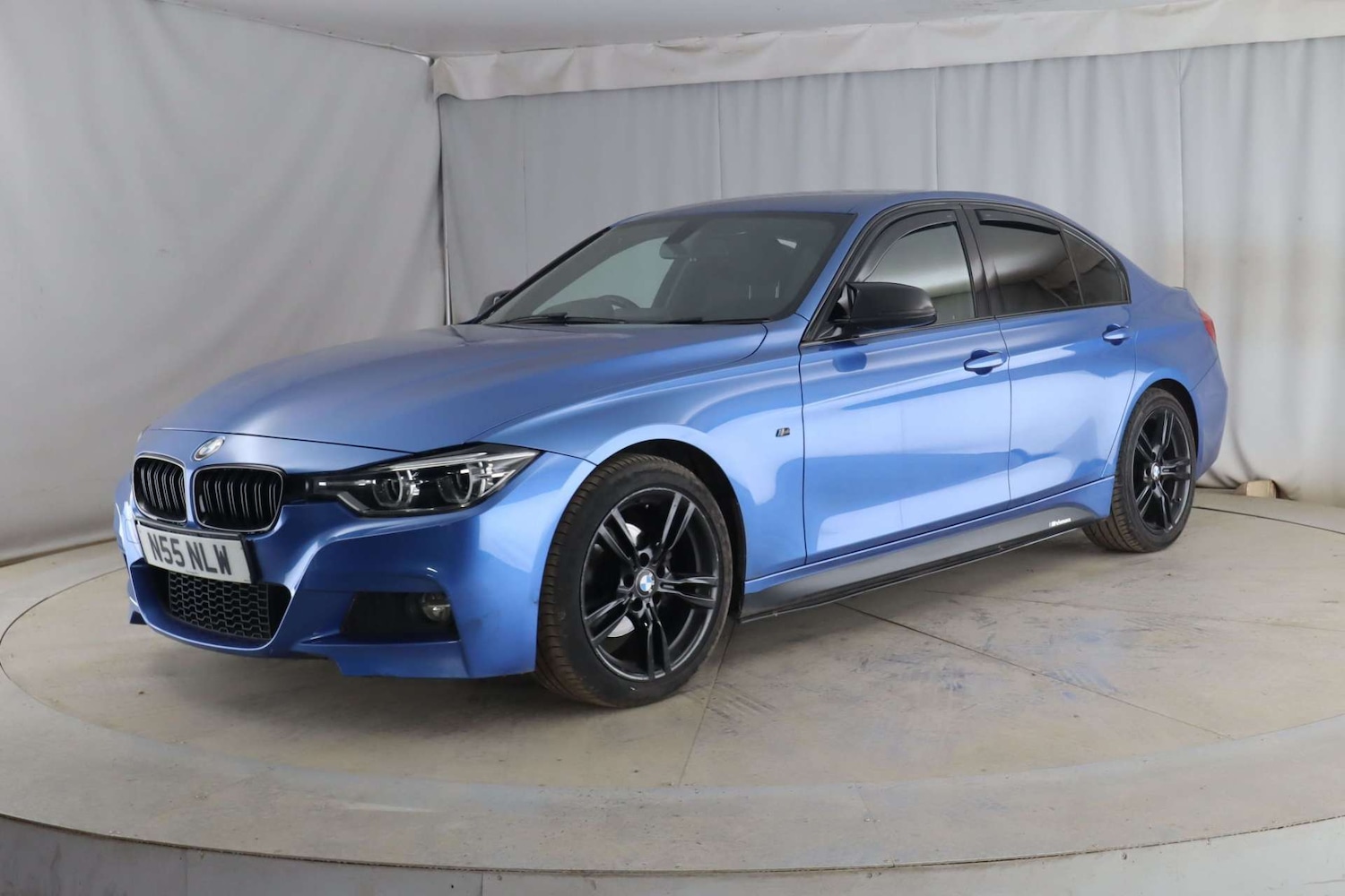 Used BMW 3 Series 2016 for sale - 77905731: Photo 2