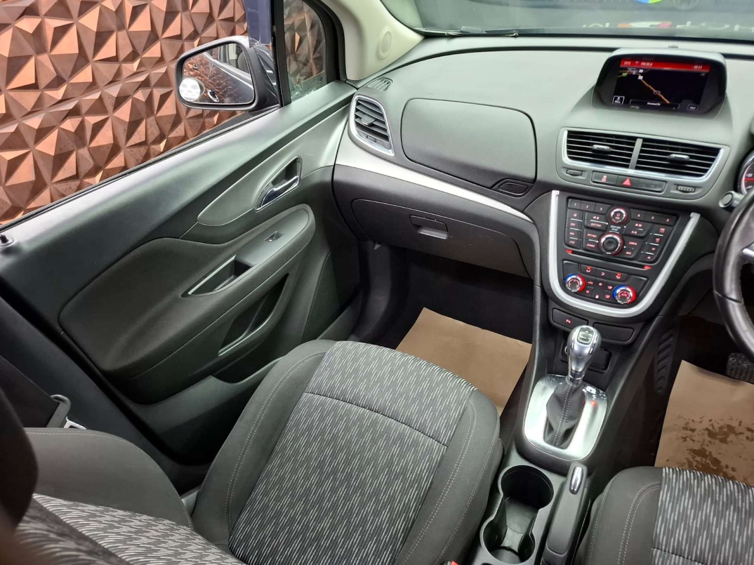 Used Vauxhall Mokka 2015 for sale - 77368175: Photo 8