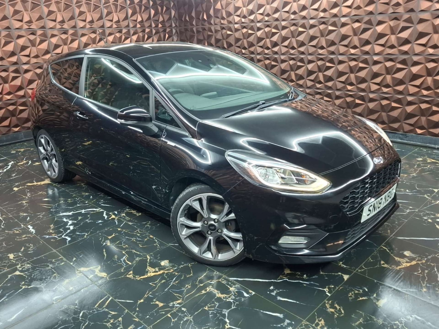 Used Ford Fiesta 2018 for sale - 76921503: Photo 2