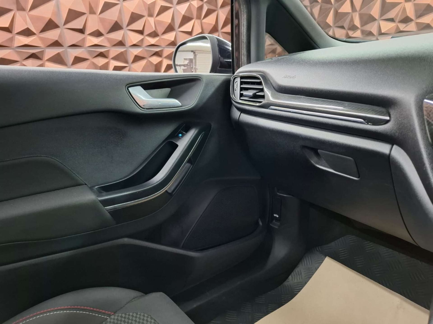 Used Ford Fiesta 2018 for sale - 76921503: Photo 30