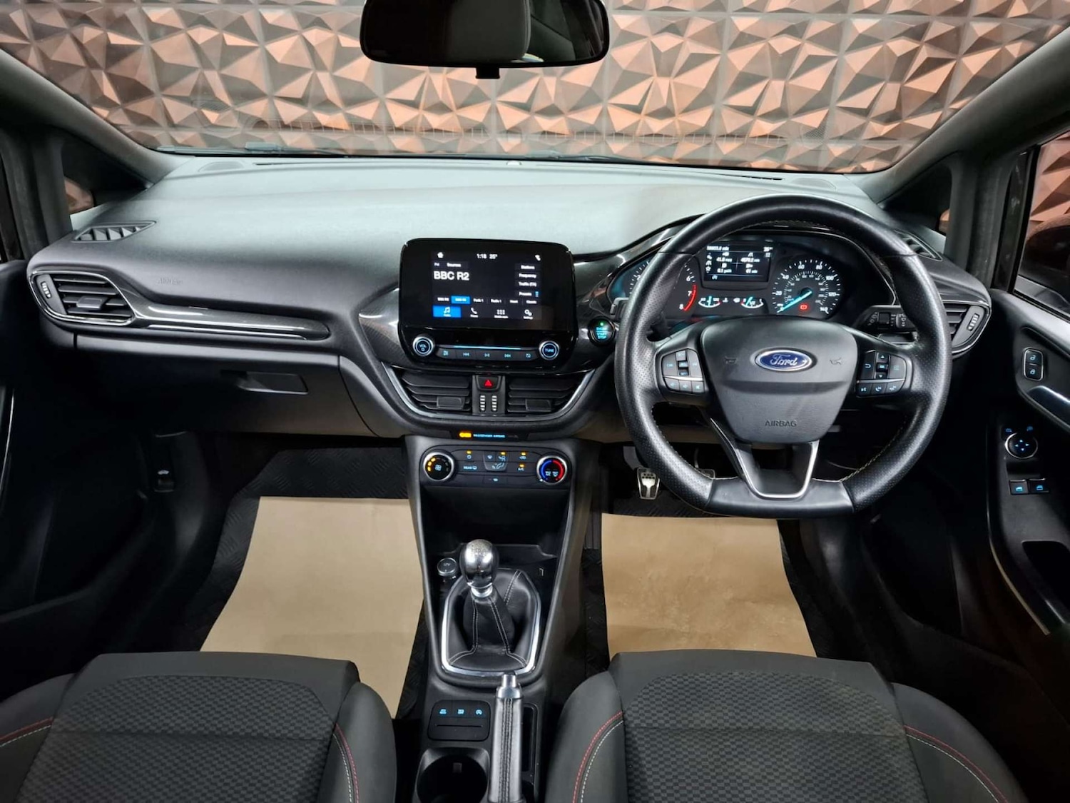 Used Ford Fiesta 2018 for sale - 76921503: Photo 32