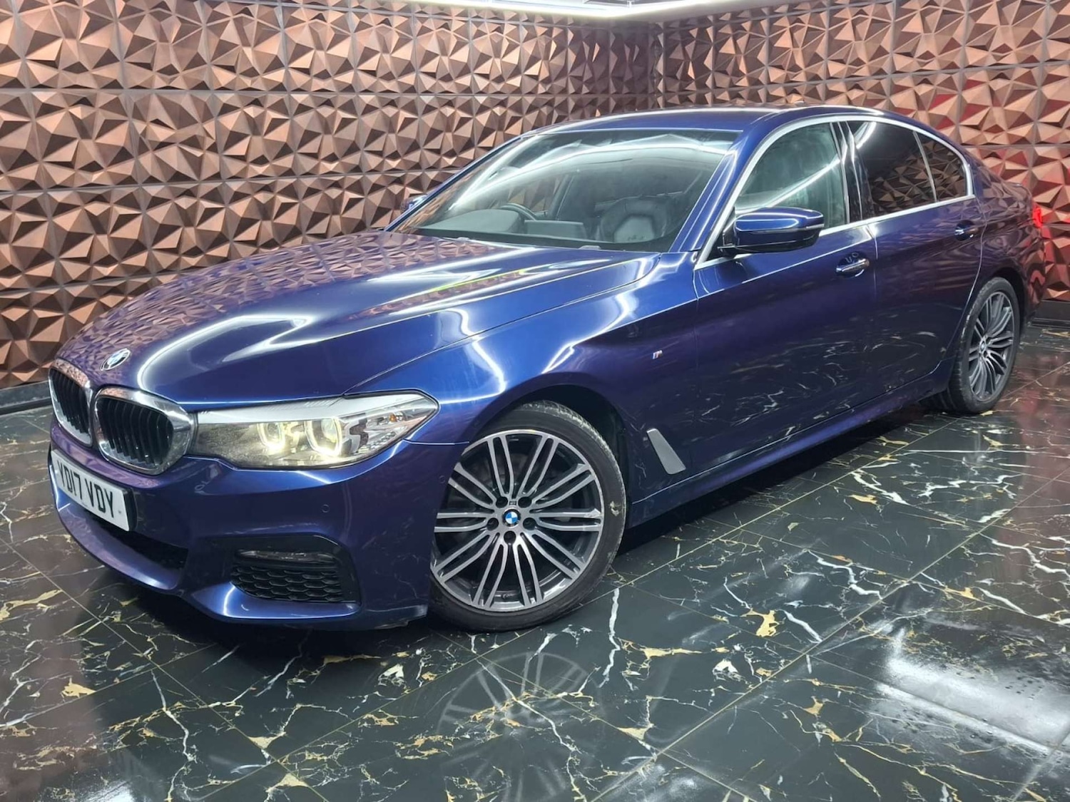 Used BMW 5 Series 2017 for sale - 77342905: Photo 3