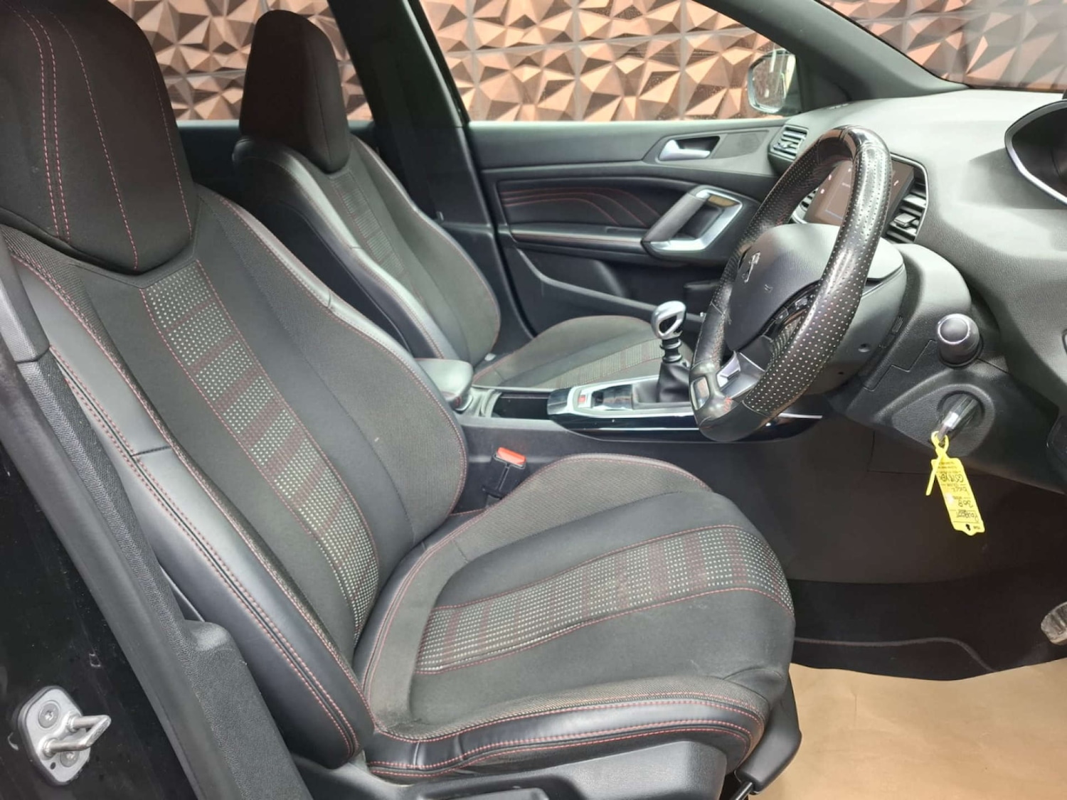 Used Peugeot 308 2018 for sale - 76921426: Photo 10