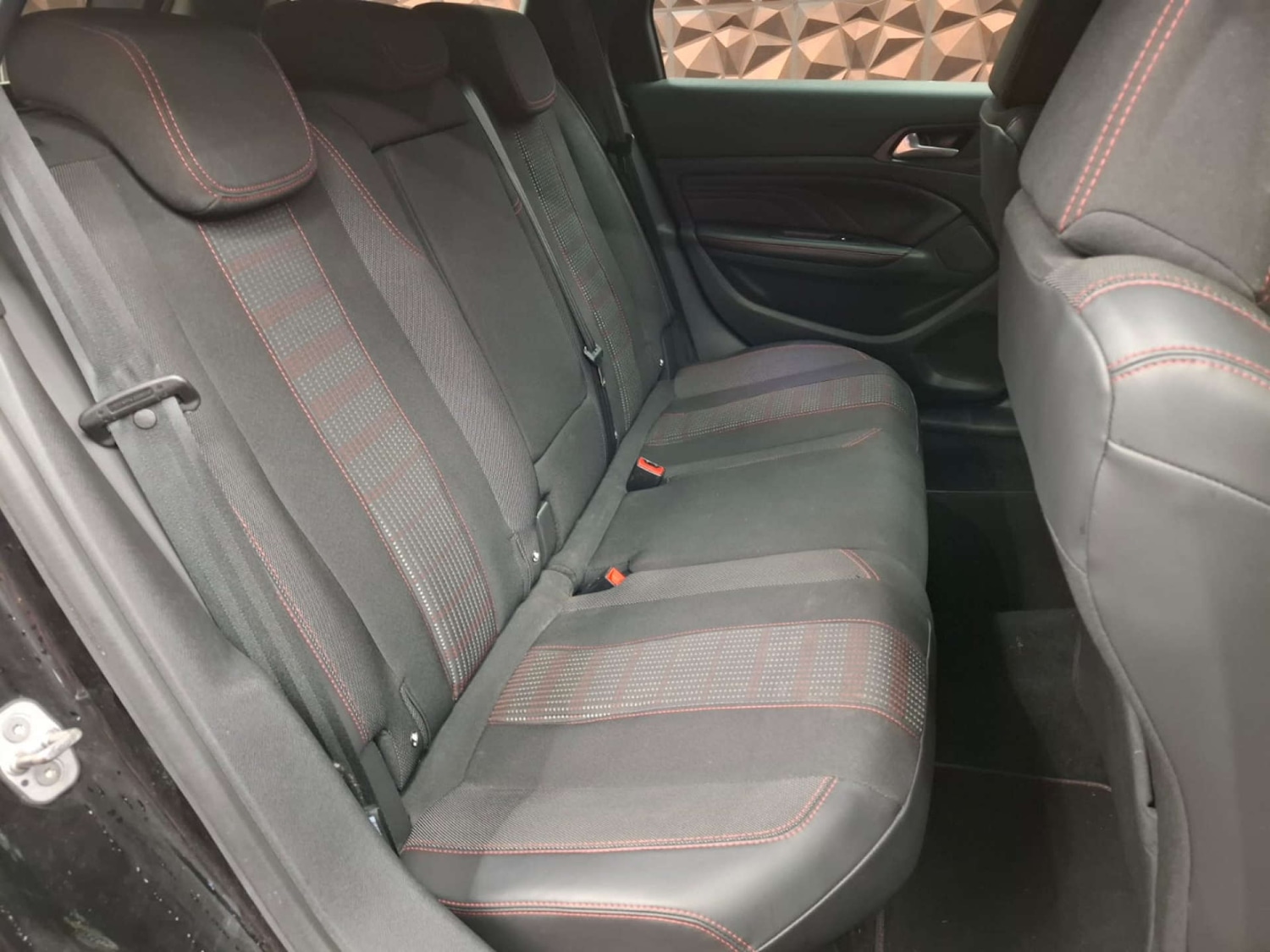 Used Peugeot 308 2018 for sale - 76921426: Photo 11