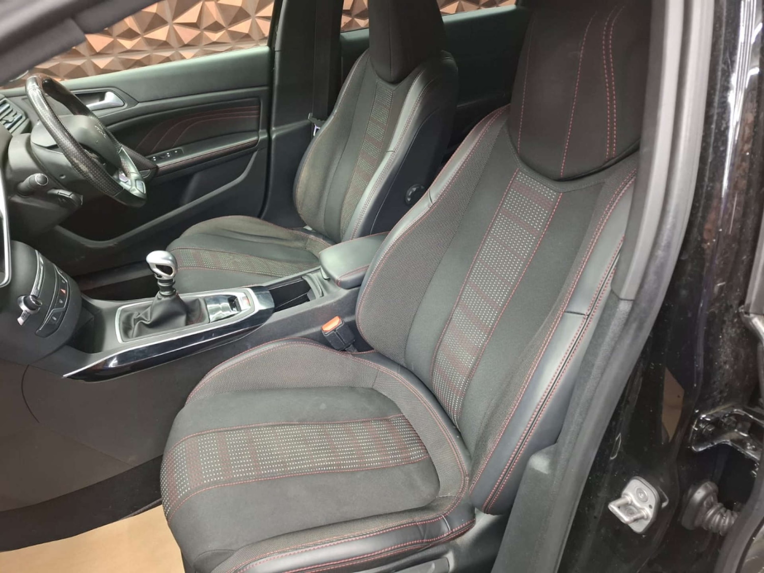 Used Peugeot 308 2018 for sale - 76921426: Photo 13