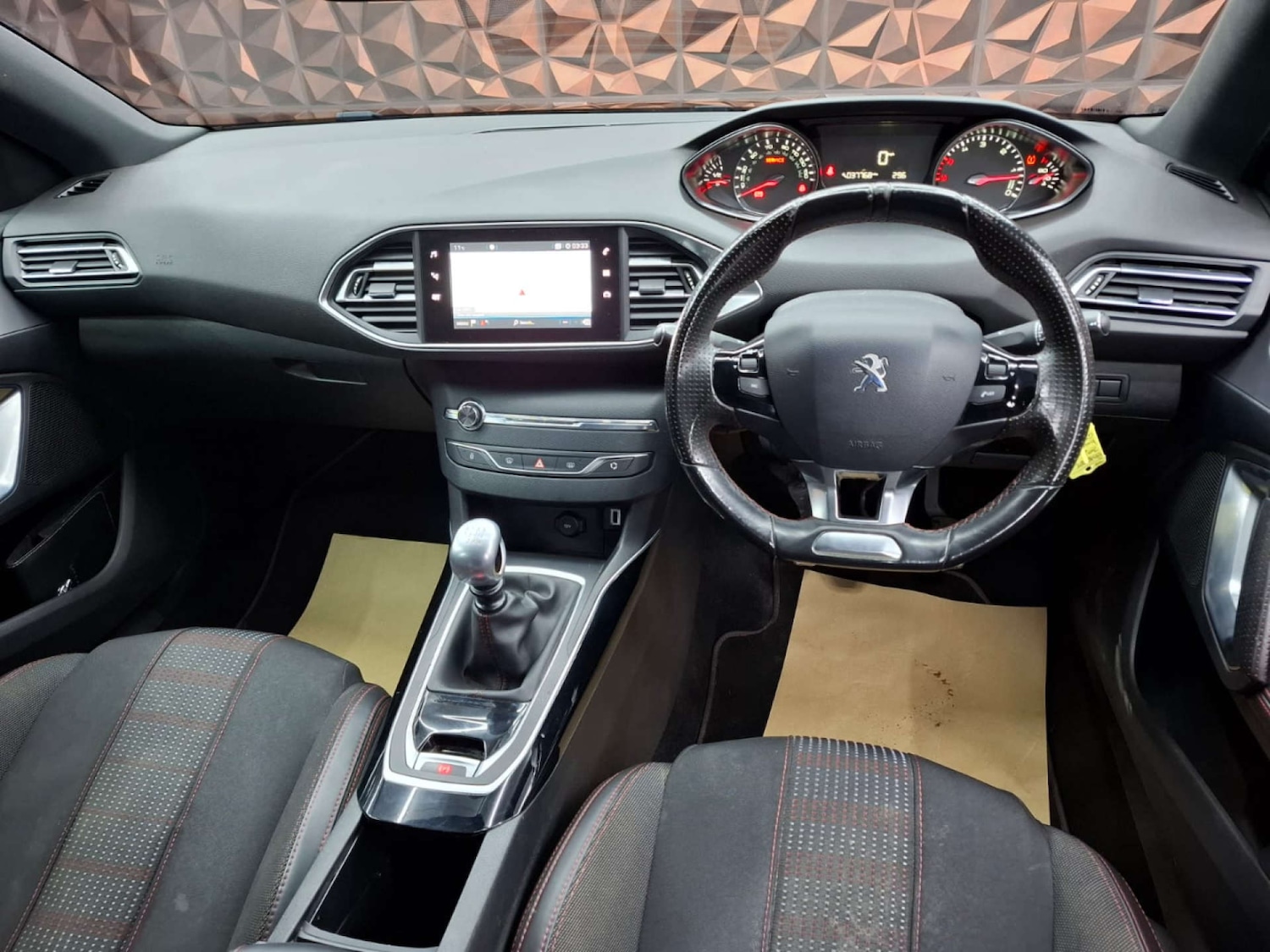 Used Peugeot 308 2018 for sale - 76921426: Photo 18