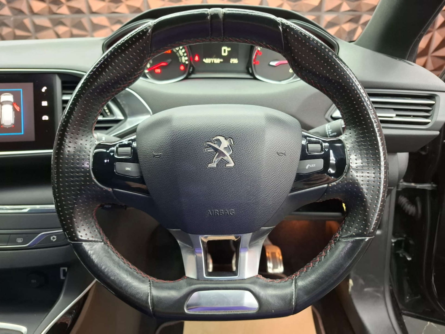 Used Peugeot 308 2018 for sale - 76921426: Photo 21