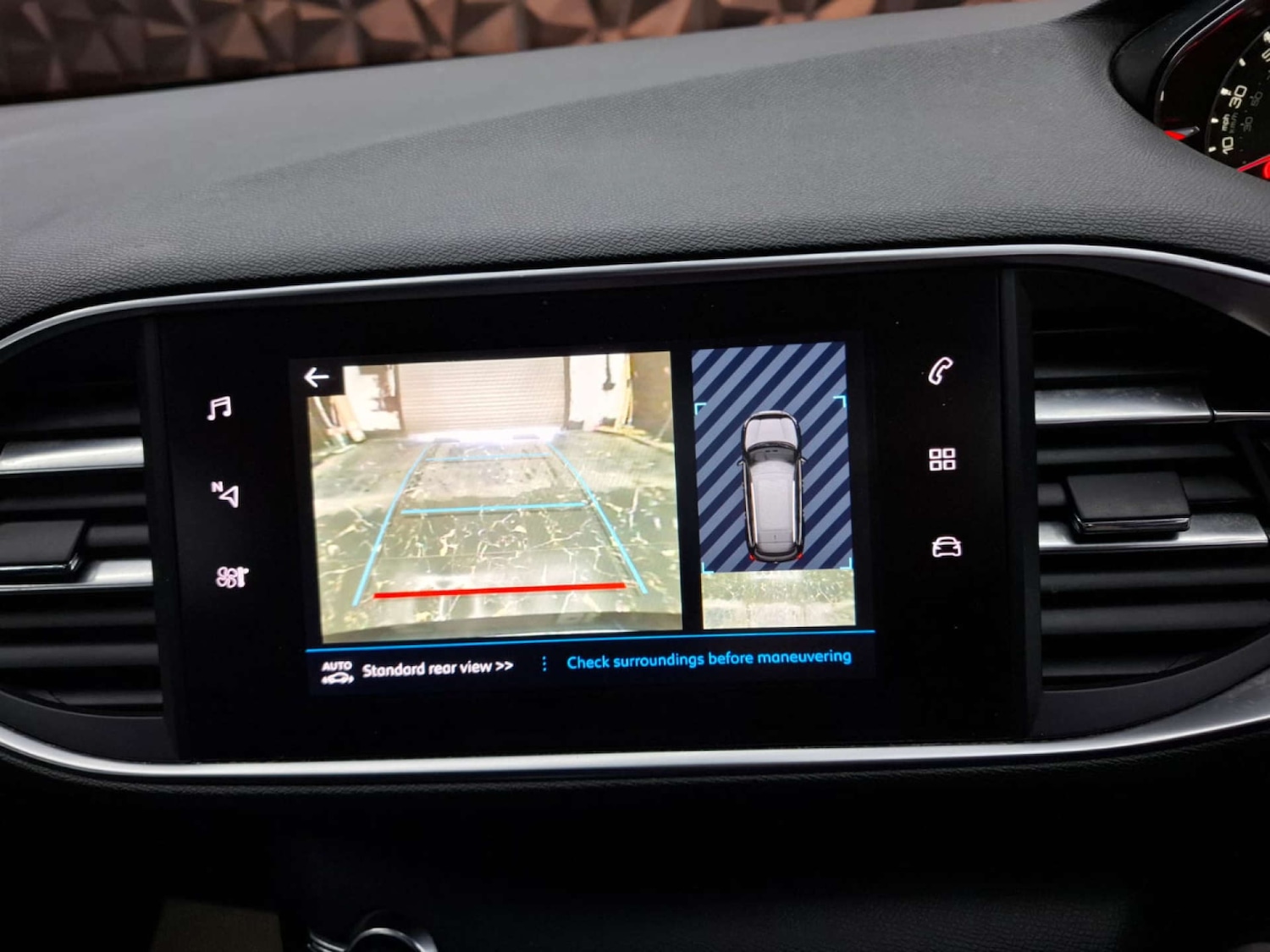 Used Peugeot 308 2018 for sale - 76921426: Photo 24