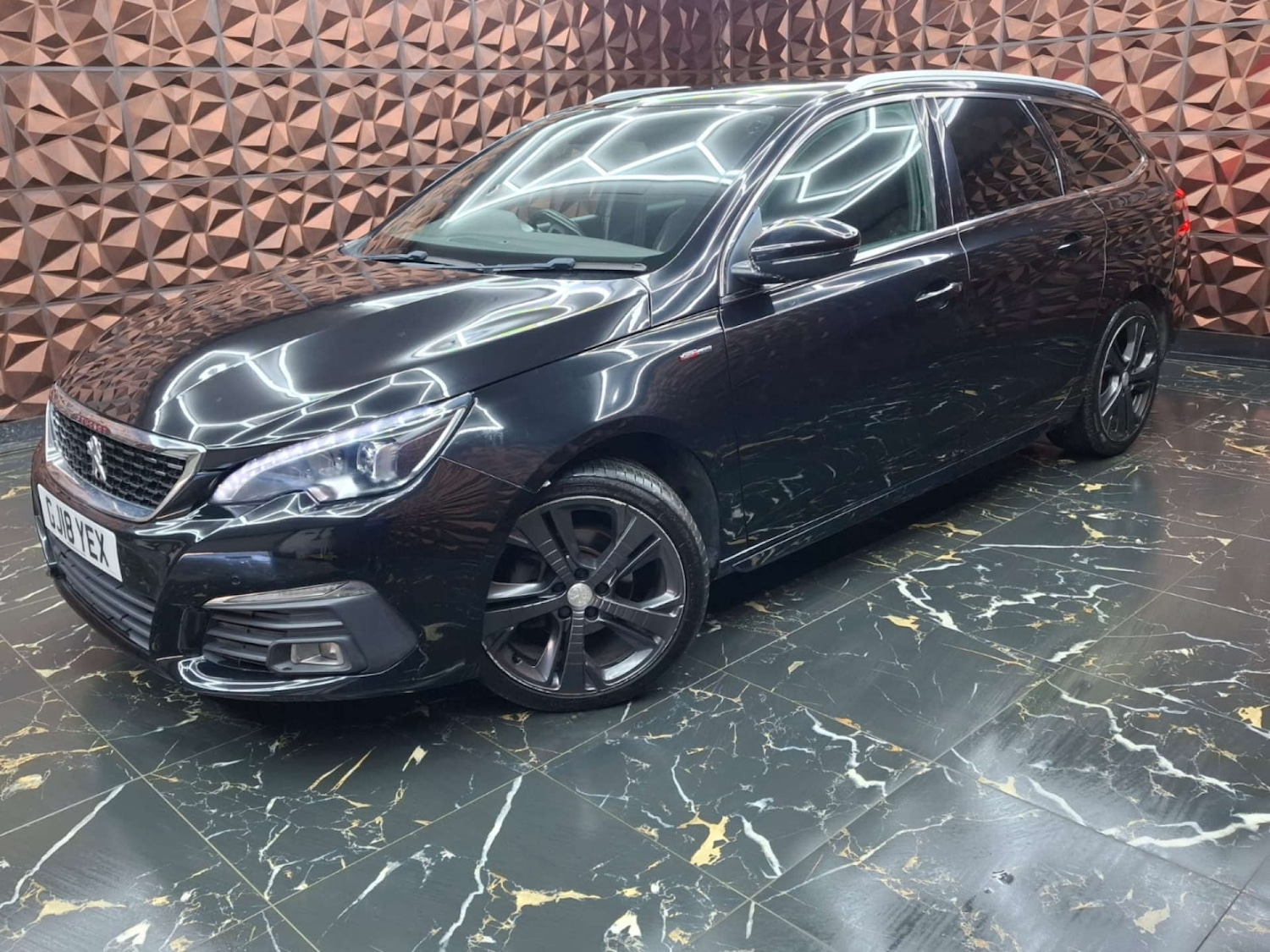 Used Peugeot 308 2018 for sale - 76921426: Photo 6