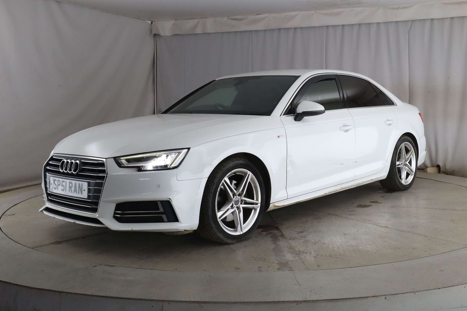 Used Audi A4 2018 for sale - 78003767: Photo 3