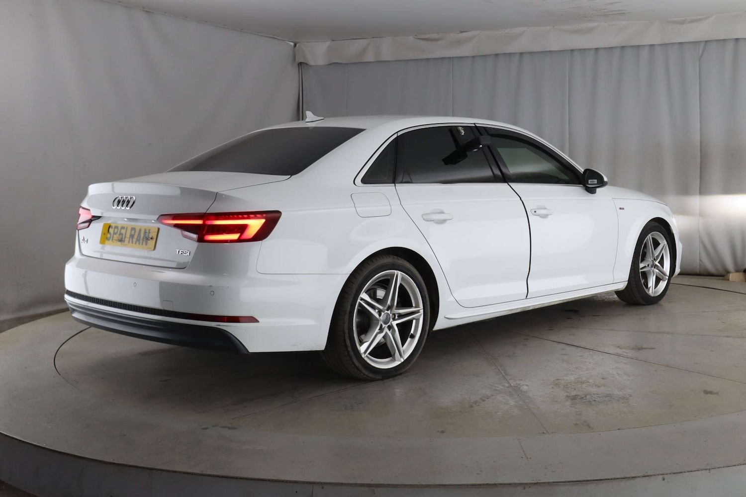 Used Audi A4 2018 for sale - 78003767: Photo 8