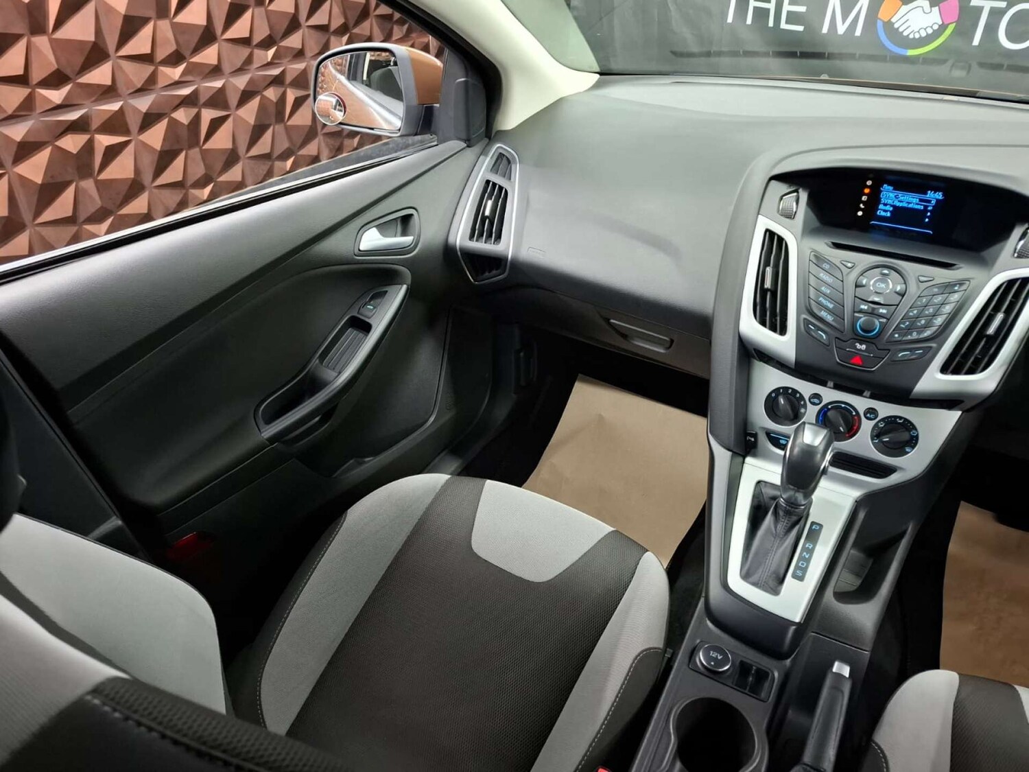 Used Ford Focus 2013 for sale - 76921420: Photo 9