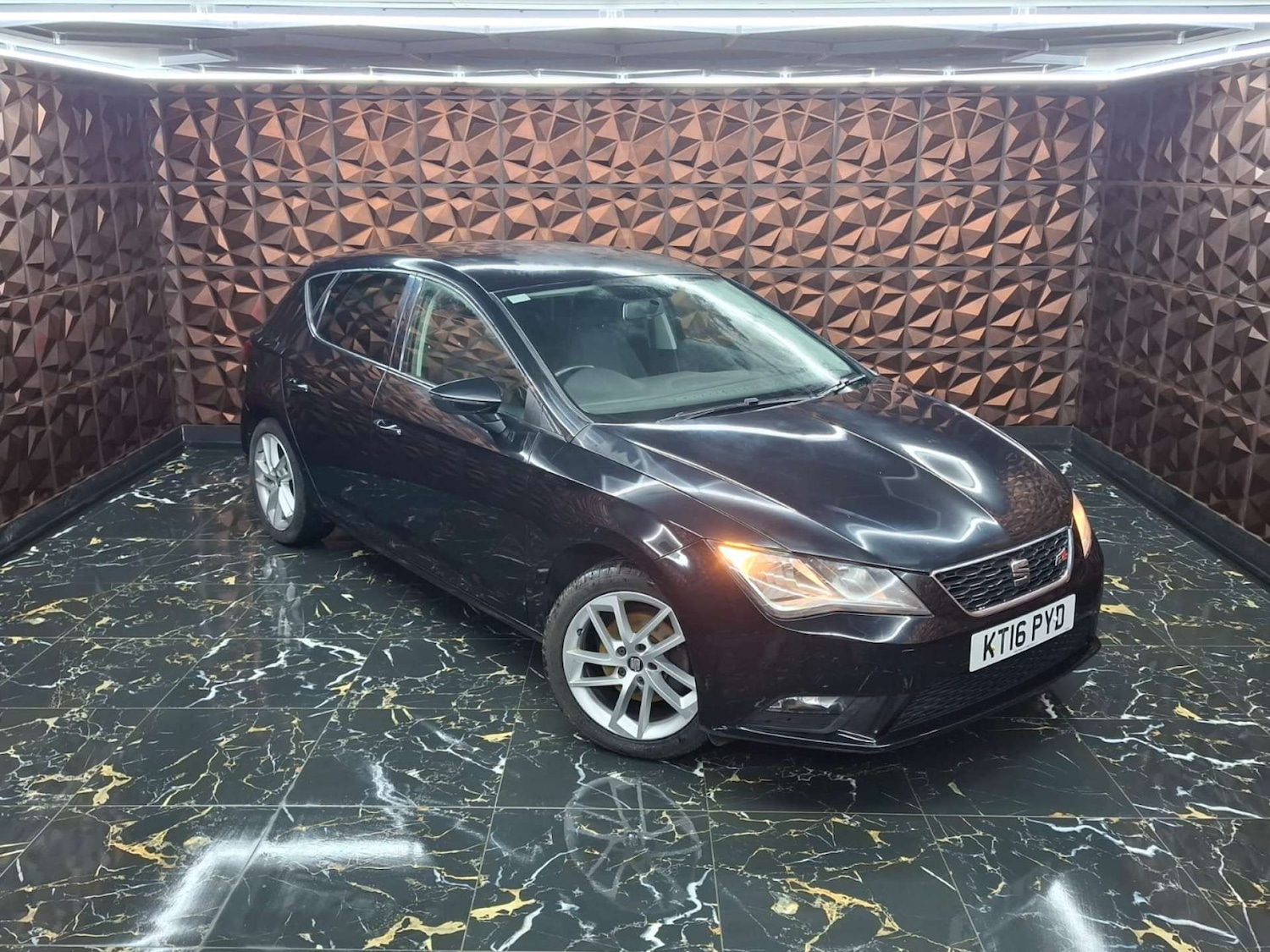 Used SEAT Leon 2016 for sale - 76921497: Photo 1