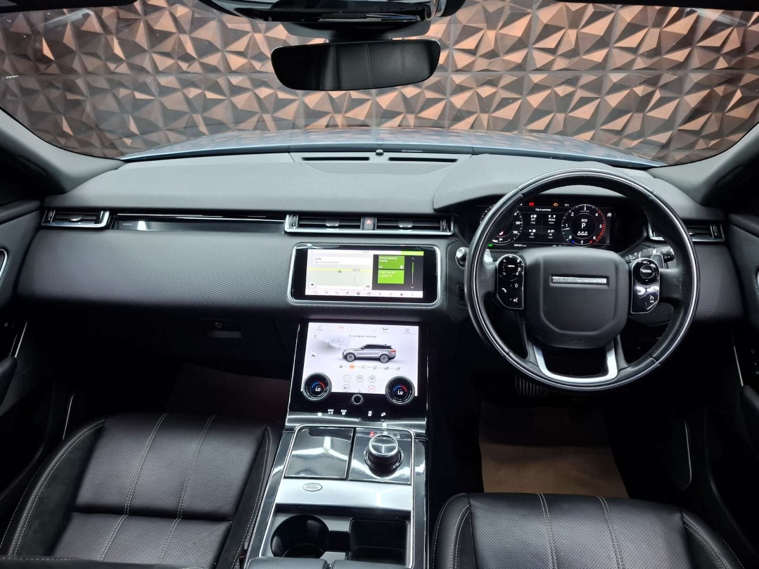 Used Land Rover Range Rover Velar 2018 for sale - 77151184: Photo 22